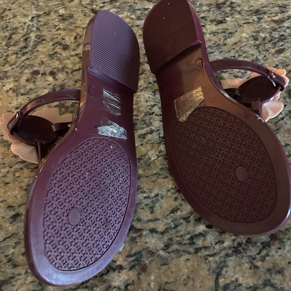 Tory Jelly size 7